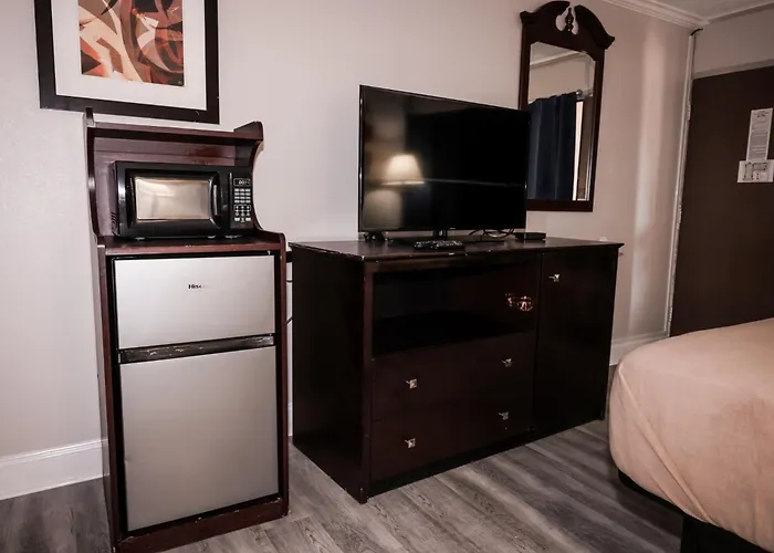 Riverside Inn & Suites By Oyo Danville Ceaser Casino